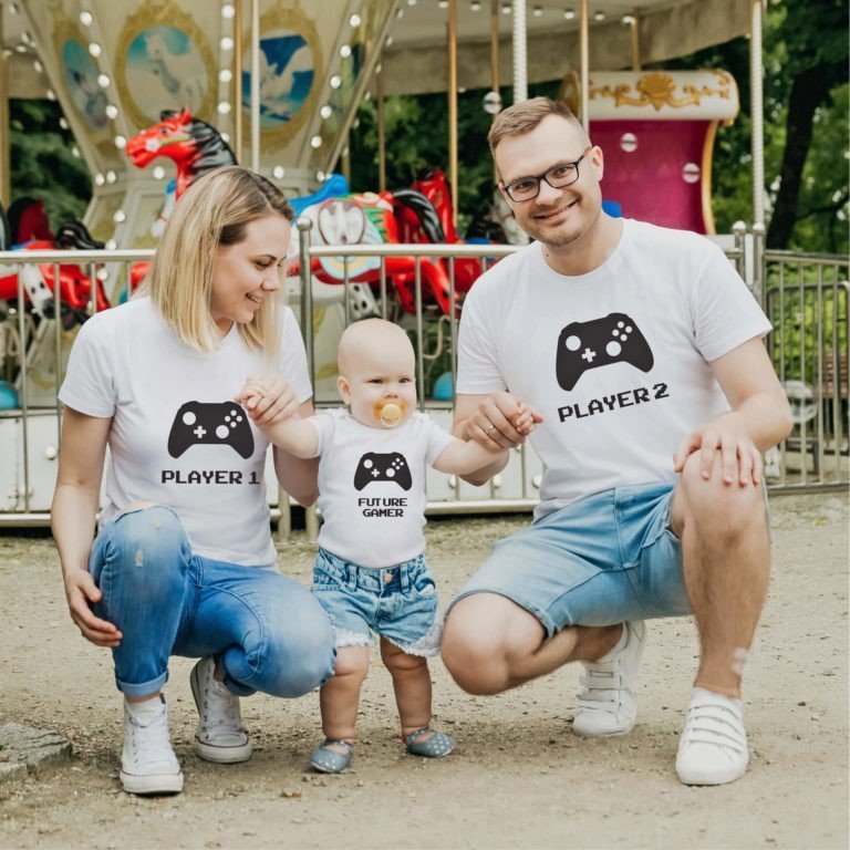 FWhite short sleeve family graphic t shirts Future gamer