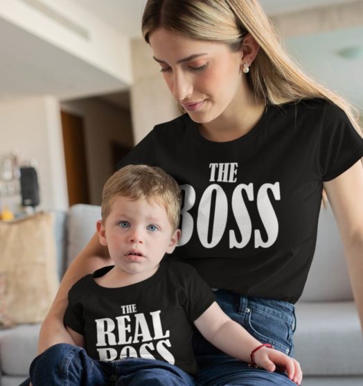 Black short sleeve family graphic t shirts The boss